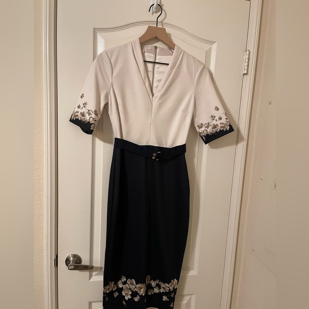 Elegant White and Navy Floral Dress by Ted Baker London